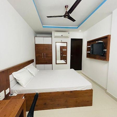 Zam Zam Residency Hotel Cheruppulasseri Exterior foto