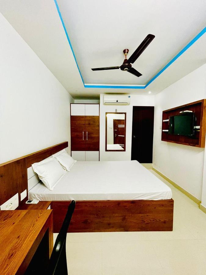Zam Zam Residency Hotel Cheruppulasseri Exterior foto